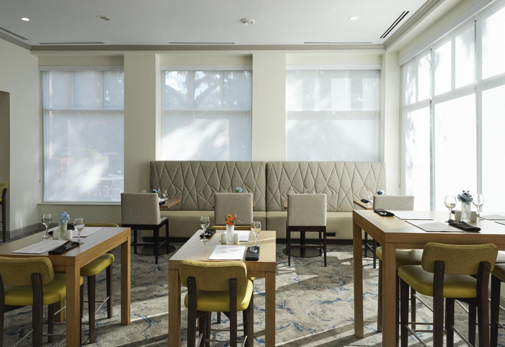 Hilton Garden Inn Tampa East Brandon Mango Экстерьер фото