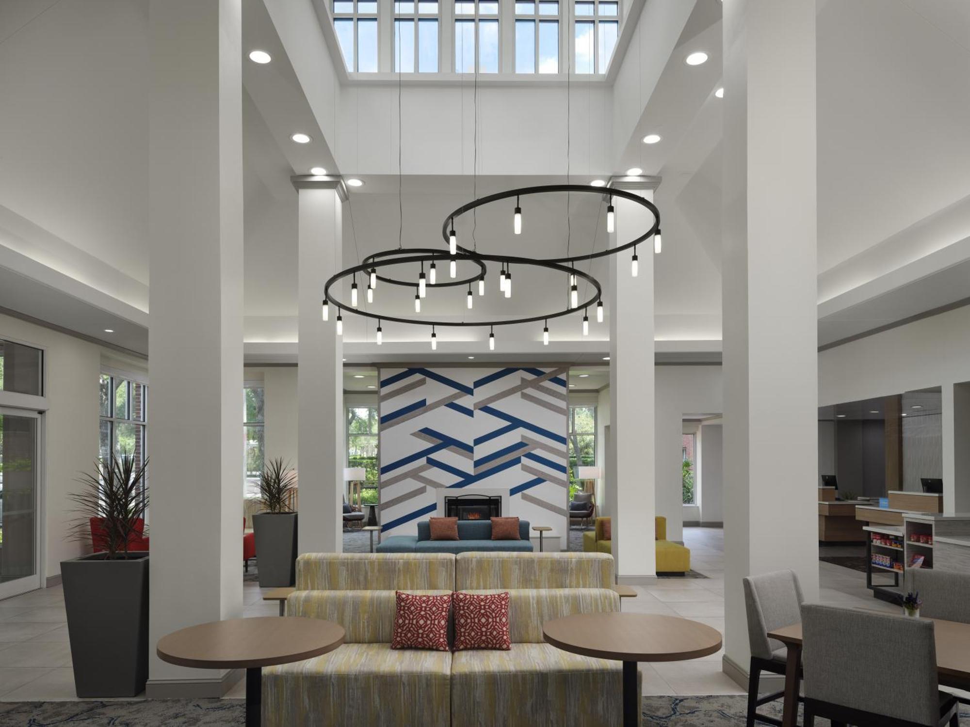 Hilton Garden Inn Tampa East Brandon Mango Экстерьер фото